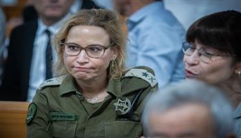  إعلام إسرائيلي: المدعية العسكرية المقالة تركت رسالة وداع في سيارتها