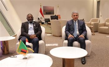 وزير السياحة والآثار يواصل لقاءاته مع الوفود المشاركة في افتتاح المتحف المصري الكبير 