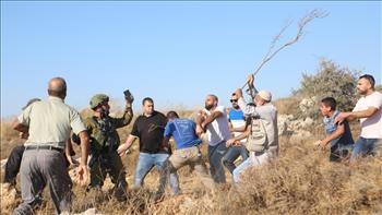 السفير الأمريكي في إسرائيل يصف هجمات المستوطنين في الضفة الغربية بأنها "إرهاب"