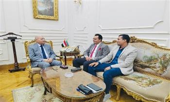محافظ القاهرة يبحث مع عضو مجلس نقابة الصحفيين آليات دعم خدمات الصحفيين