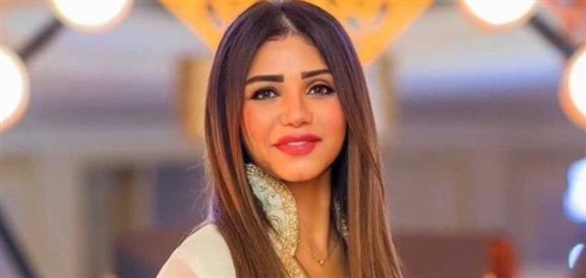 إيناس عز الدين تتعرض لوعكة صحية وتلغي سفرها