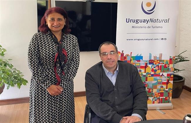 سفيرة مصر في مونتفيديو تبحث مع وزير سياحة الأوروجواي تطوير التعاون السياحي بين البلدين