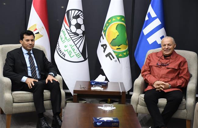 وزير الرياضة يلتقي أبوريدة لدعم المنتخبات واكتشاف الموهوبين