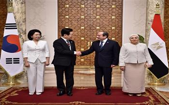 الرئيس السيسي يستقبل نظيره الكوري الجنوبي في قصر الاتحادية
