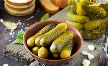 لرشاقتك.. المخلل خيار ذكي لإنقاص الوزن