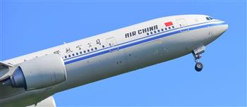 «طيران الصين» تقلص عدد رحلاتها الجوية إلى اليابان