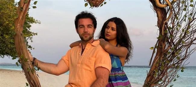 شريف رمزي يحتفل بعيد ميلاد زوجته..تفاصيل