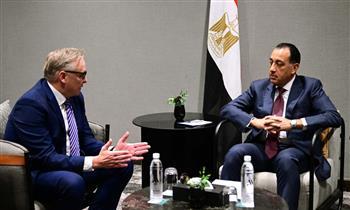 رئيس الوزراء يلتقي مسئولي شركة "أنجلو جولد أشانتي" المستثمرة في منجم السكري للذهب 