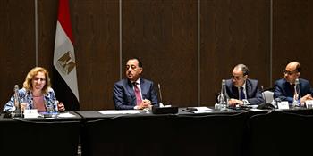 رئيس الوزراء يدعو شركات جنوب إفريقيا لتشكيل مجلس أعمال مشترك مع مصر