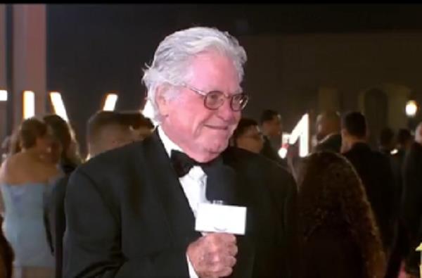 حسين فهمي: مهرجان القاهرة جزء من قلبي ودورته الـ46 كانت استثنائية