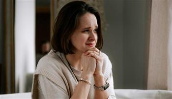 هل ترتجفين لسماع الصوت العالي؟.. إليكِ الأسباب