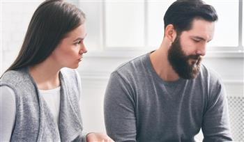 للرجال.. أفعال بسيطة تجرح مشاعر شريكة حياتك