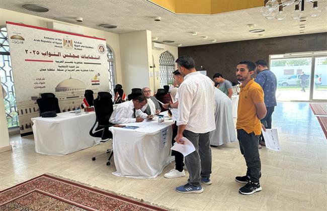 إقبال تاريخي للمصريين في الرياض وجدة خلال المرحلة الثانية من الانتخابات البرلمانية.. تفاصيل