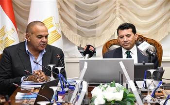وزير الرياضة يتابع فعاليات المؤتمر الدولي للحد من الغرق