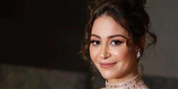 انطلاق تصوير مسلسل "الحب والحرب" لمنة شلبي وإياد نصار