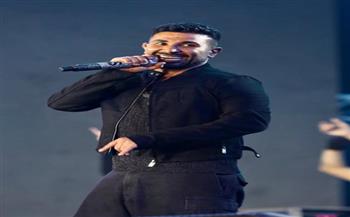 أحمد سعد يعود لجمهور الفسطاط بعد الحادث: "ألف سلامة علينا"