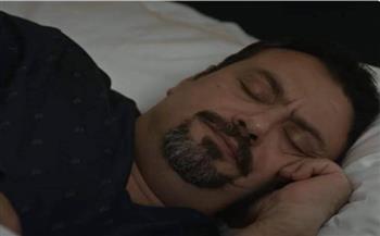 مراد مكرم يمازح جمهوره: "وإيه في الدنيا أجمل من راحة البال؟"