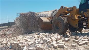 إزالة 5 حالات تعدٍ وبناء بدون ترخيص على الأراضي الزراعية ببلطيم