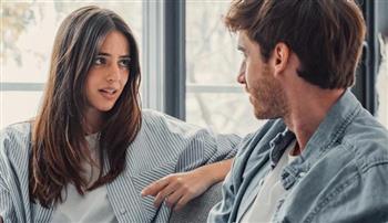 7 طرق للتعبير عن ما تريدين دون حرج.. منها التحدث بهدوء