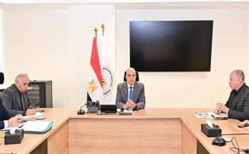 «سويلم» يتابع حالة منظومة الري والصرف بمحافظة الفيوم 