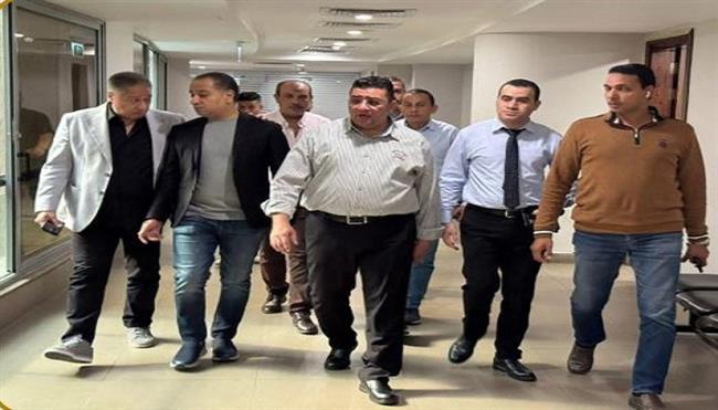 مسئولو "الإسكان" يتابعون سير العمل بجهاز القاهرة الجديدة لرفع كفاءة الخدمات