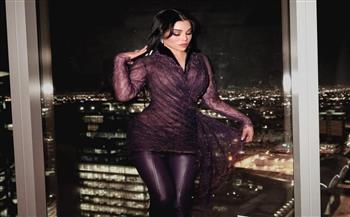 هيفاء وهبي تتألق في أحدث ظهور  بإطلالة بنفسجية