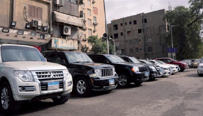 إخلاء المعارض السكنية بحلول 2027.. رئيس لجنة السيارات يحذر من آثار القرار على المستثمرين