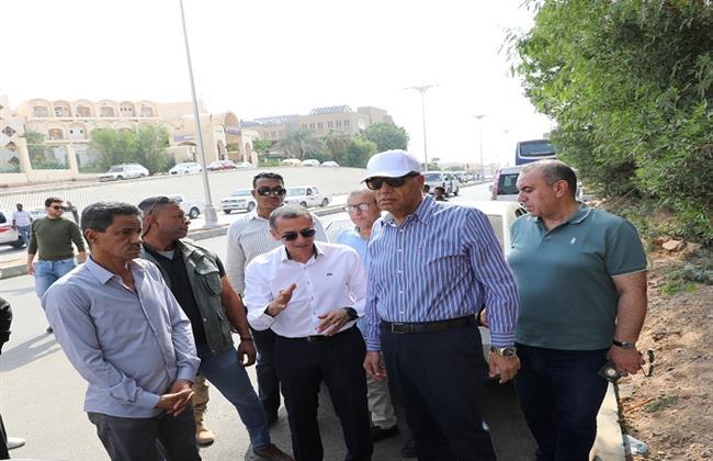 محافظ أسوان: الانتهاء من 97.5% من مشروع تطوير وتجميل وتوسعة طريق السادات بمدينة أسوان
