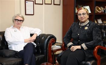 المستشارة أمل عمار تستقبل سفيرة فنلندا بالقاهرة لبحث سبل تعزيز التعاون المشترك