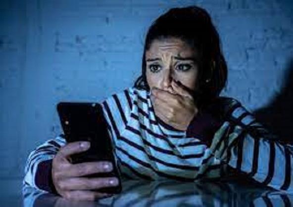 في حملة الـ16 يوم لمناهضة العنف ضد المرأة.. كيف تحمي حساباتك من الابتزاز والعنف الالكتروني؟| خاص