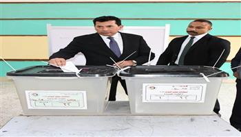 وزير الشباب والرياضة يدلي بصوته في انتخابات مجلس النواب 