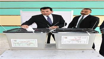 وزير الشباب والرياضة يدلي بصوته في انتخابات مجلس النواب 