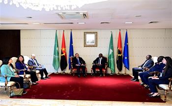 رئيس الوزراء يصل أنجولا للمشاركة في القمة السابعة بين الاتحادين الأفريقي والأوروبي