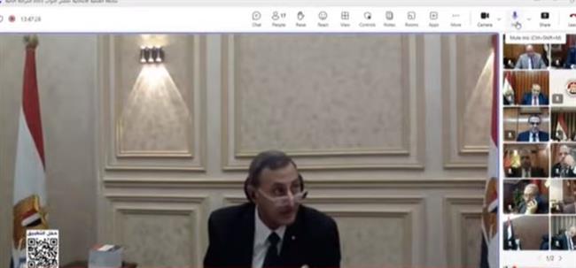 المروحة سقطت على رأسها.. نقل موظفة في إحدى اللجان الانتخابية إلى المستشفى