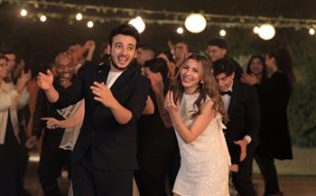 جنات والحسن عادل ينتهيان من تصوير كليب "الليلة حلوة" 