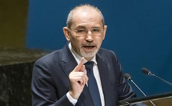 وزير الخارجية الأردني: ما تقوم به إسرائيل في الضفة الغربية هو تقويض لحل الدولتين
