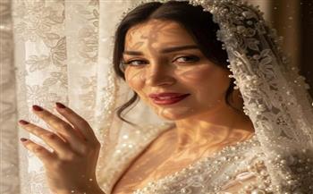 مي عز الدين تشعل السوشيال ميديا بصورها بفستان الزفاف بعد إعلان زواجها من أحمد تيمور  