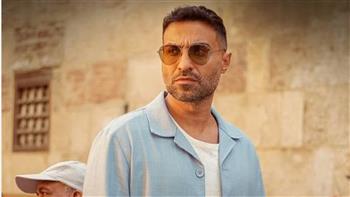 أحمد فهمى يعتذر عن فيلم «نورماندى».. ويستعد لـ«4 عُرفى»