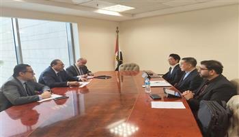 اجتماع مصري-سنغافوري لتعزيز الصادرات وجذب الاستثمارات المشتركة