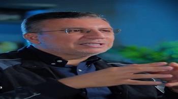 عمرو الليثي: خفف الحمل علي قلبك.. وانسحب من أي علاقة تستنزفك