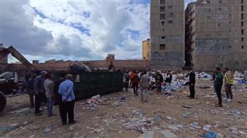 محافظة الإسكندرية: حملة مكبرة لرفع 85 طن مخلفات ومنع تعدي النباشين على أرض فضاء بباكوس
