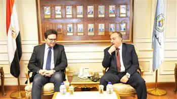 وزير الثقافة ومحافظ أسيوط يبحثان تطوير المواقع الثقافية ودراسة إنشاء دار للأوبرا بالمحافظة