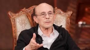 محمد صبحي يكشف رفض والده لدخوله معهد التمثيل: “طردني من البيت وسعى لإسقاطي.. ونجحت باختبار السلّم”