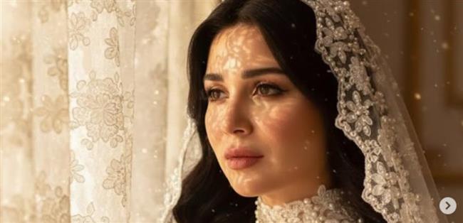 مى عز الدين تشعل إنستجرام بـ«زفاف افتراضى»