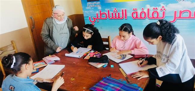 ورش فنية للأطفال بالقصور المتخصصة ضمن مبادرة "عزة الهوية المصرية"