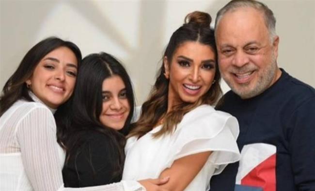 أشرف زكي يتقدم ببلاغ ضد شريف الصيرفي يتهمه بالتنمر على ابنته