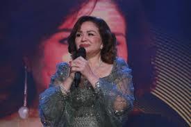 إلهام شاهين توجه رسالة لأصدقائها: "ربنا يخليكم ليا و ما يحرمني أبدا منكم"  