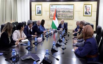 رئيس الوزراء الفلسطيني: جهود مكثفة لتثبيت وقف إطلاق النار في قطاع غزة