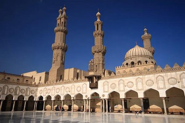 جريمة لا تغتفر.. «الأزهر» يكشف حكم الدين في التحرش بالأطفال