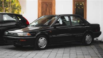 لن تصدق.. رجل يسرق سيارته حتى لا يخرج للتسوق مع زوجته